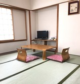 グリーンシーズン　和室８畳